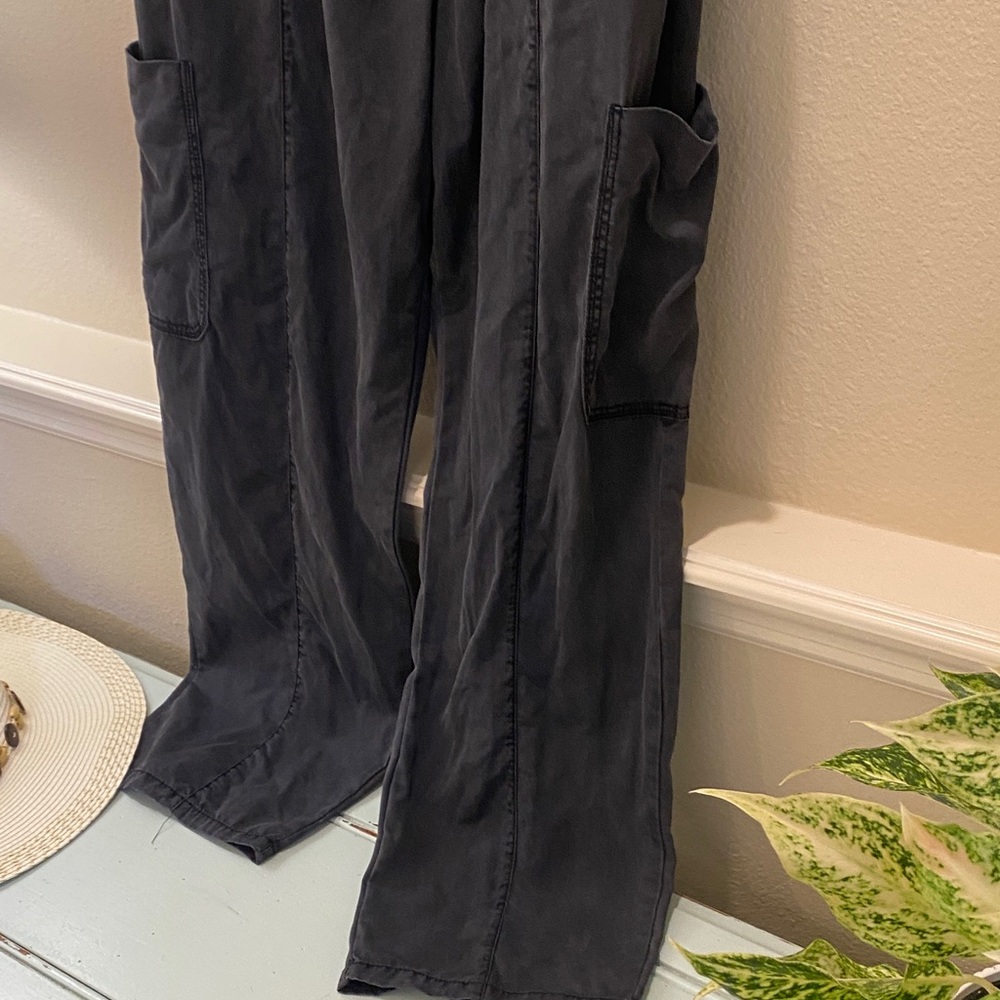 Evereve Black Strapless Wide-Leg Jumpsuit - Picture 5 of 8
